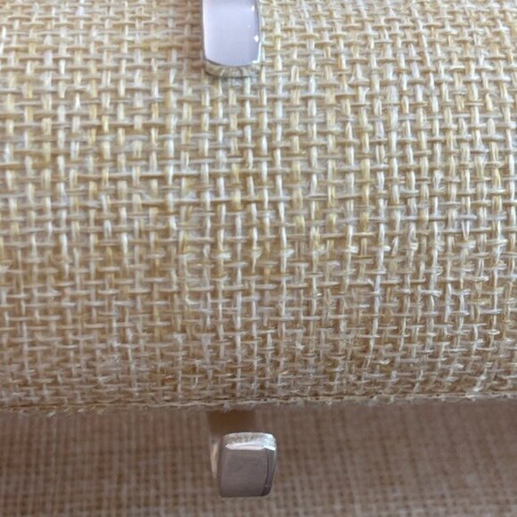 Engraved "Life Changing" Inspirational Silver Bangle Bracelet - Picture 6 of 15